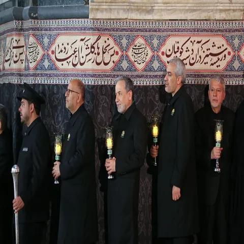 تصاویر: مراسم خطبه‌خوانی شب شهادت امام رضا(ع) در حرم مطهر رضوی