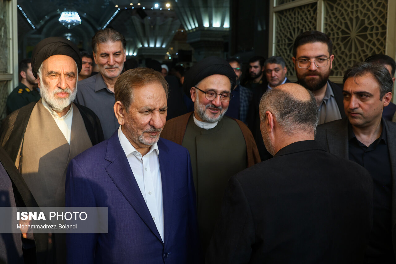 تصاویر: تشییع پیکر مادر همسر سید حسن خمینی
