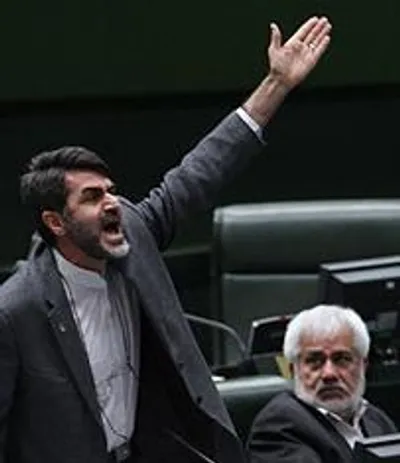 کوچک زاده: چرا فائزه هاشمی آزاد شد؟
