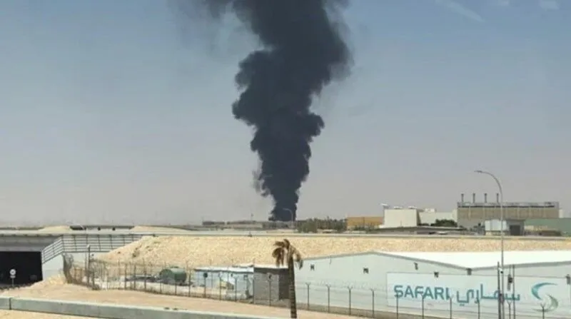 حملات موشکی و پهپادی به ابها و خمیس مشیط در جنوب عربستان / پروازها در فرودگاه طائف متوقف شد