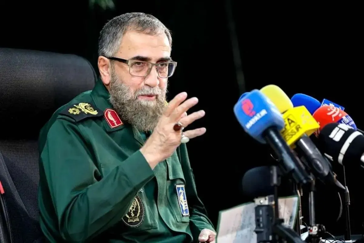 فرمانده کمیته جست‌وجوی مفقودین: موضوع چهار اسیر ایران در کویت مسجل شده و سفیر ایران توانسته است با آنها ملاقات کند / مقرر شده صلیب سرخ این مسئله را جدی‌تر دنبال کند / به‌محض غیرفعال شدن مخاصمه، اسرا باید آزاد شوند