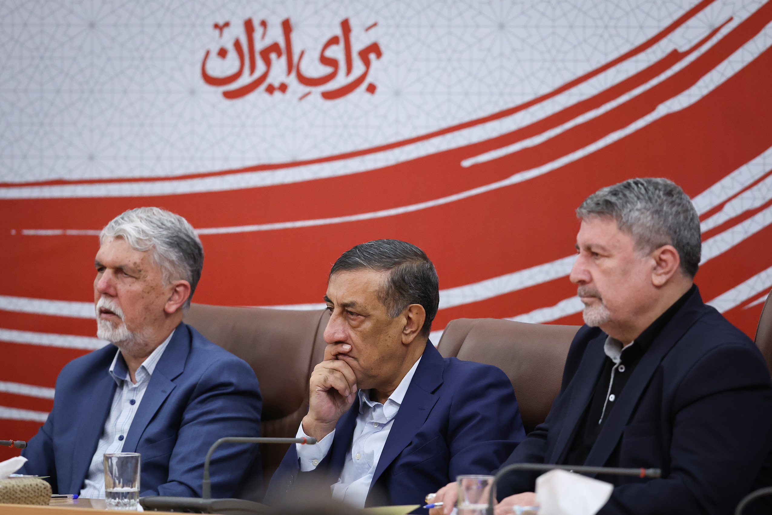 تصاویر: نشست خبری پزشکیان با جمعی از اصحاب رسانه