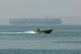 سی‌ان‌ان: پاکسازی مین‌های تنگه هرمز کار ساده‌ای نیست / همکاری ایران حیاتی است / صرفاً اعلام بازگشایی نمی‌تواند خطر مین‌های دریایی را از بین ببرد یا اعتماد بازار را در میان صنایع کشتیرانی و بیمه احیا کند