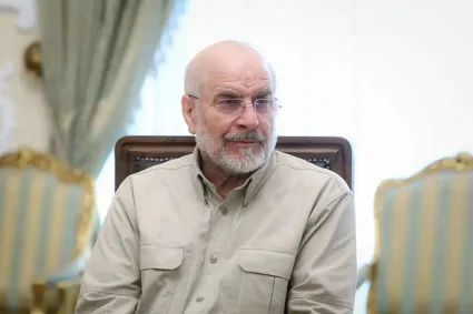 ببینید/ حمله صداوسیما به قالیباف: قبلا یکی گفته بود ایران یک رضاخان حزب‌اللهی می‌خواهد؛ خودشان را ارباب می‌بینند/ دنبال این هستند که مجلس را تحقیر کنند/ در ۸ سال جنگ یک روز مجلس تعطیل نشد