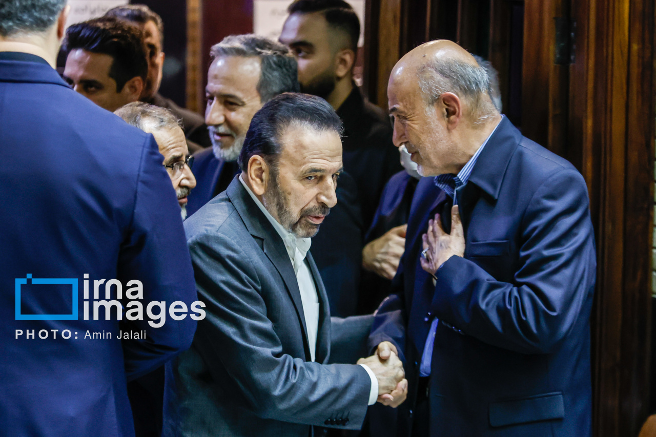 تصاویر: مراسم ختم خواهر عراقچی، وزیر خارجه