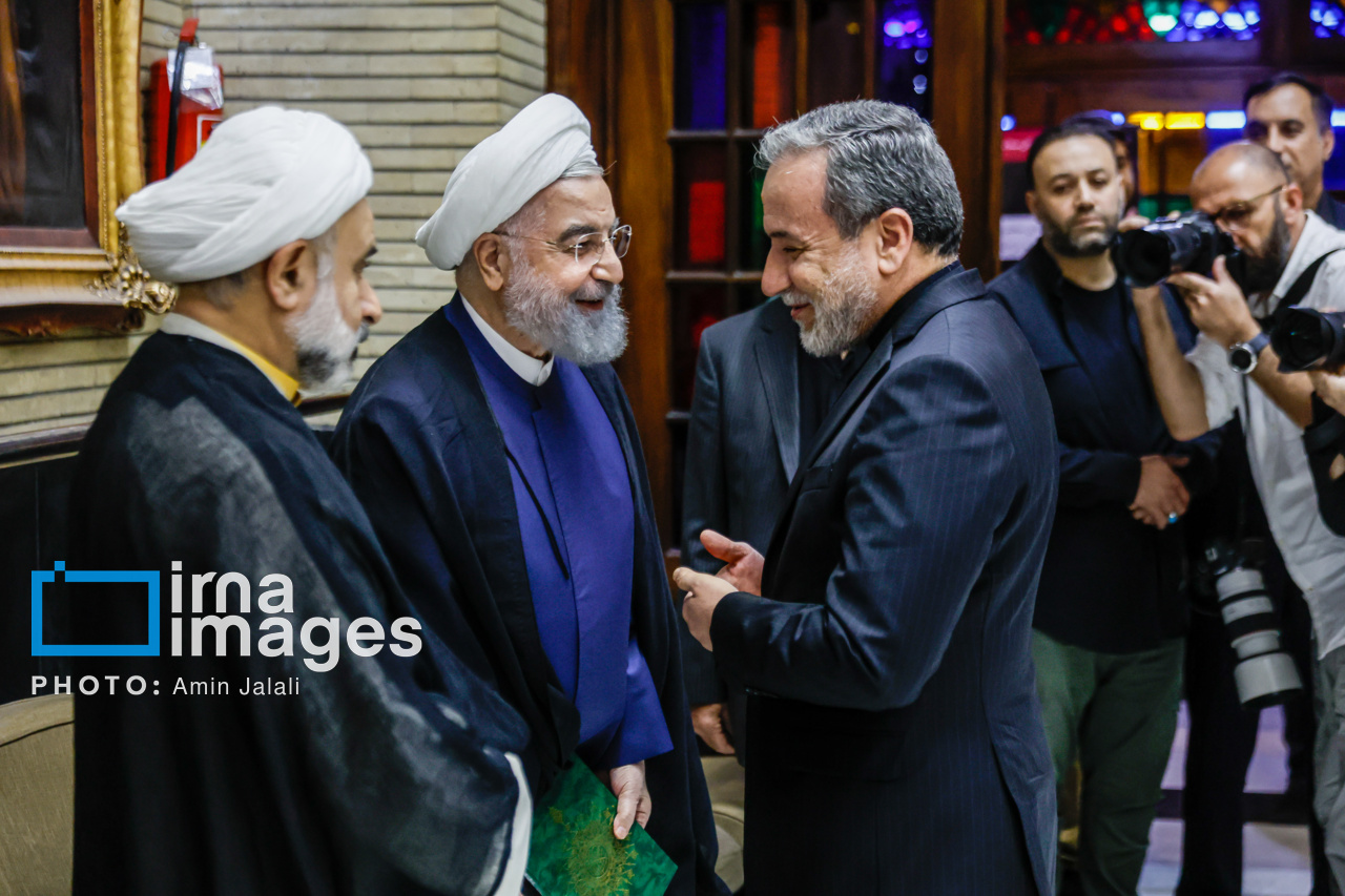 تصاویر: مراسم ختم خواهر عراقچی، وزیر خارجه