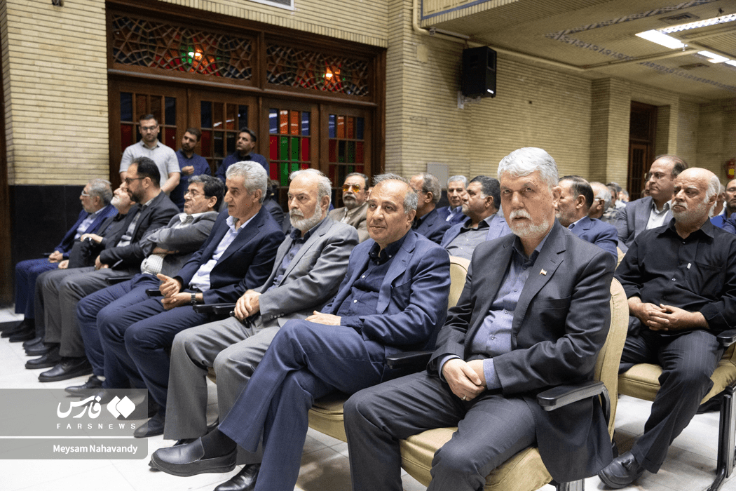تصاویر: مراسم ختم برادر عباس آخوندی