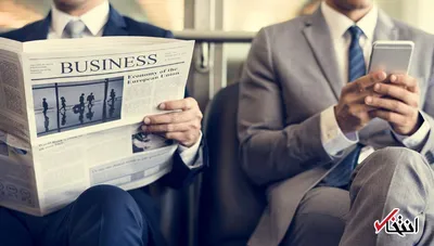 محبوبیت رو به زوال نشریات چاپی در ایالات متحده / کاربران گوشی به دست روزنامه ورق نمی زنند