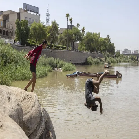 تصاویر: زندگی در گرمای ۵۰ درجه - اهواز