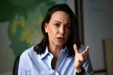 ماچادو، رهبر اپوزیسیون ونزوئلا: به دنبال این هستم که سریع‌تر به کشورم برگردم/ مایل هستم که جایزه صلح نوبل خود را به ترامپ بدهم/ در انتخاباتی آزاد، با بیش از ۹۰ درصد آرا، پیروز خواهیم شد/ دلسی رودریگز، سرپرست موقت دولت، یکی از معماران اصلی شکنجه و قاچاق مواد مخدر است
