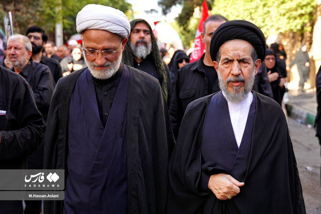 تصاویر: تشییع پیکر شهید «مصباح‌الهدی باقری‌کنی»، داماد رهبر شهید انقلاب