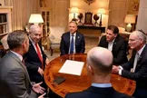 نگرانی آمریکا از جاسوسی اسرائیل از مذاکرات تهران و واشنگتن/ به گفته برخی مقامات آمریکایی، تلاش فزاینده اسرائیل برای اطلاع از مواضع آمریکا در مذاکرات، از خطوط قرمز عبور کرده /  اسرائیل تلاش خود برای استراق سمع مقامات ارشد آمریکایی، از جمله ویتکاف، البریج ای. کالبی (مقام ارشد سیاستگذاری پنتاگون) را افزایش داده