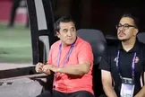 ببینید/ درگیری شدید لفظی خداداد عزیزی با یکی از هواداران خیبر