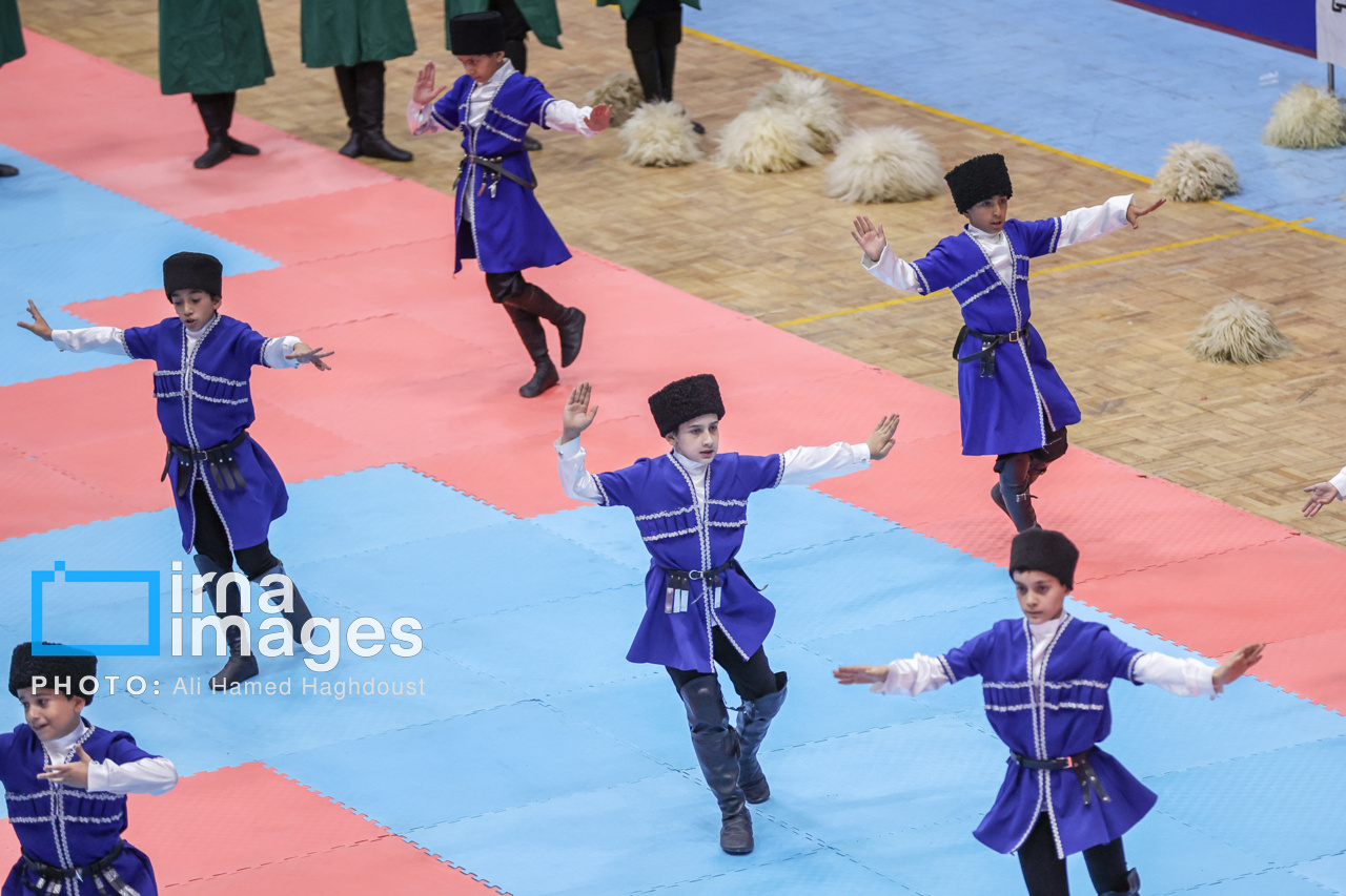 تصاویر: افتتاحیه پنجمین المپیاد استعدادهای برتر تکواندو دختران در تبریز