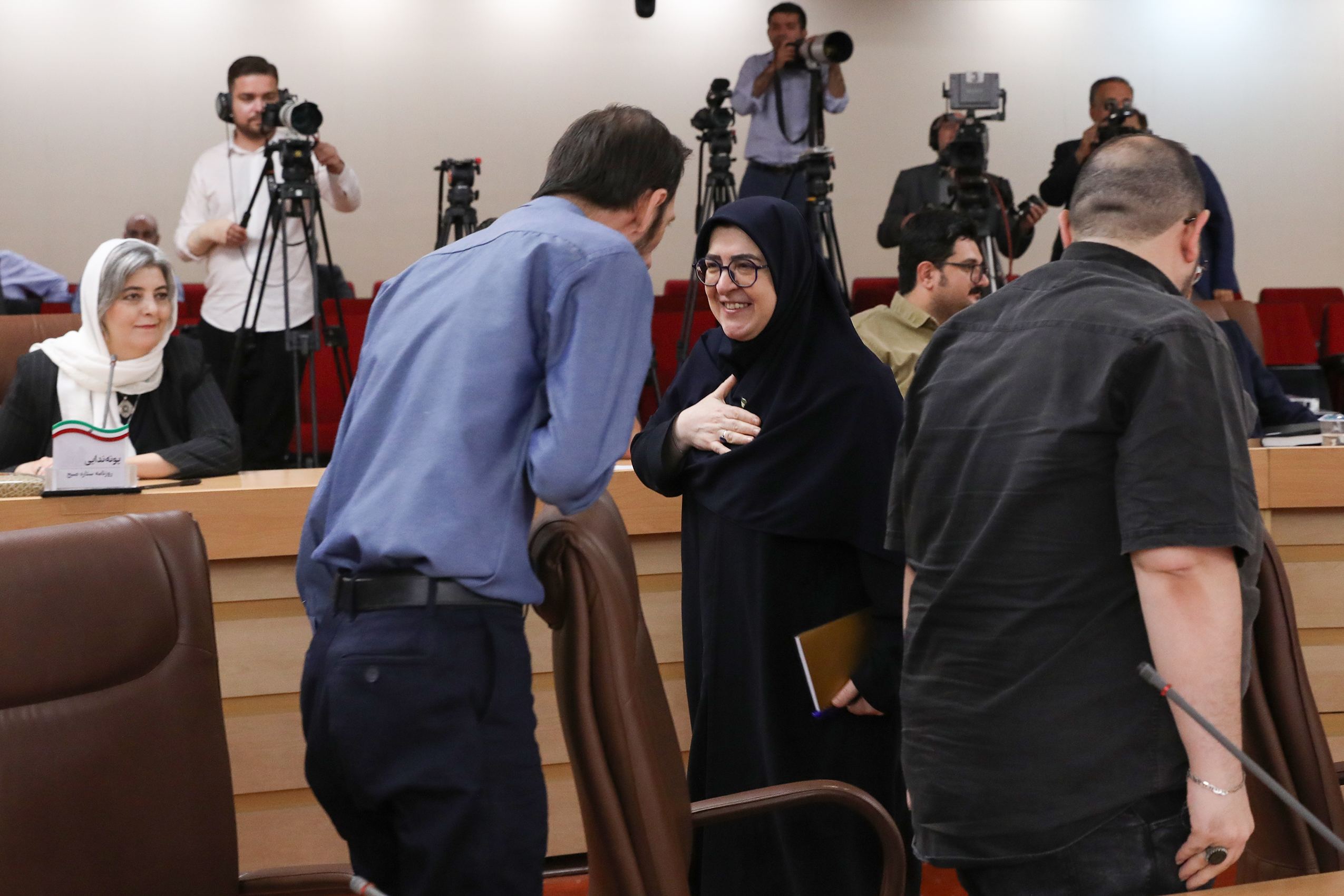تصاویر: نشست خبری پزشکیان با جمعی از اصحاب رسانه