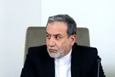 عراقچی: وزیر خارجه اوکراین اطمینان داد که حمله به شناور ایرانی غیرعمدی بوده و اوکراین هیچ تمایلی به تشدید تنش ندارد / ایران نیز خواهان تشدید تنش نیست، اما باید خسارات و زیان‌های واردشده به‌طور کامل جبران شود