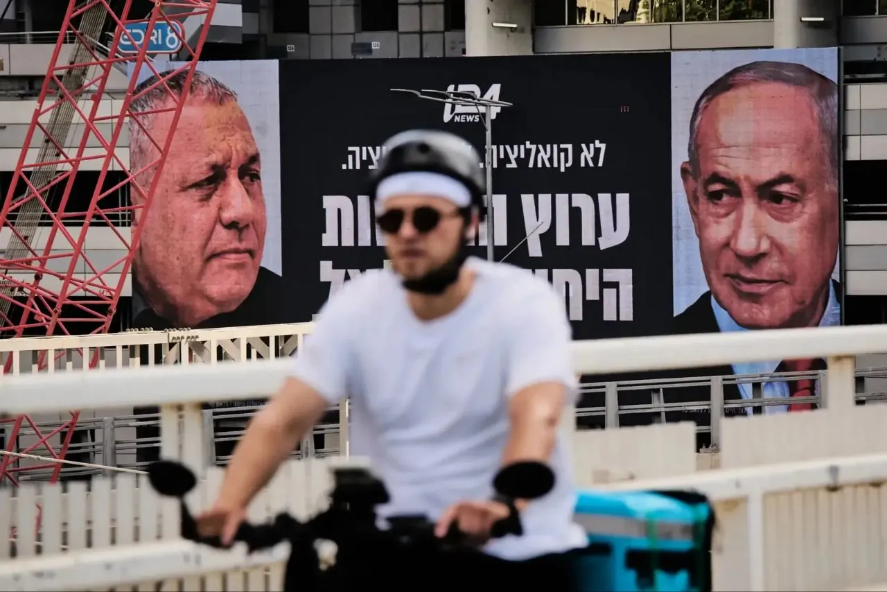 روزنامه عبری معاریو: شکست فاجعه‌بار حزب نتانیاهو؛ «لیکود» ممکن است ۵ کرسی را از دست بدهد، زیرا در تلاش‌ها جهت متقاعد کردن احزاب کوچک راست‌گرا برای کناره‌گیری از انتخابات، ناکام مانده