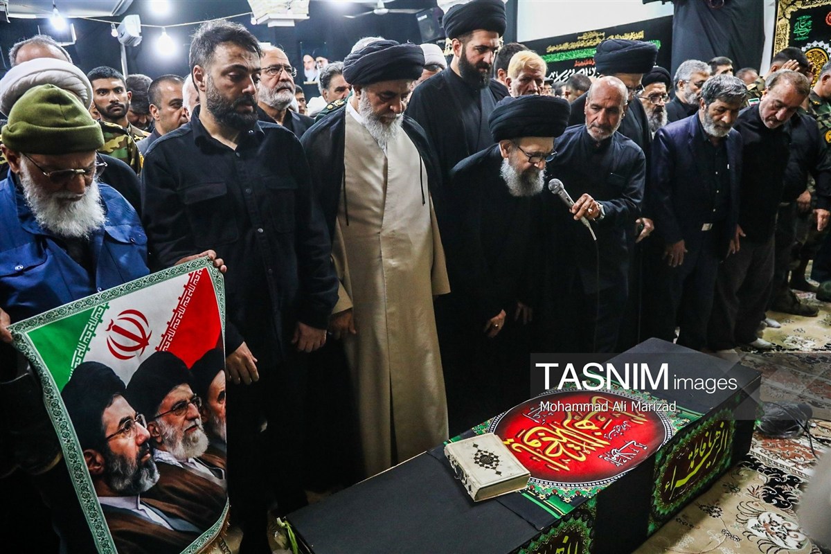 تصاویر: تشییع پیکر پدر امیر سپهبد شهید موسوی - قم
