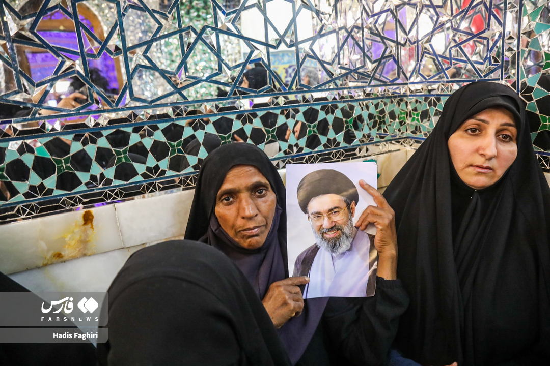 تصاویر: تشرف زائران به رواق دارالذکر برای زیارت مزار رهبر شهید انقلاب