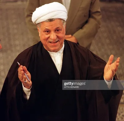 خاطرات آیت الله هاشمی رفسنجانی، ۴ مرداد ۱۳۷۷: به ستاد نمازجمعه گفتم آنجا را پایگاه یک جناح نکنند؛ بگذارند همه جناح‌ها نمازجمعه را از خودشان بدانند