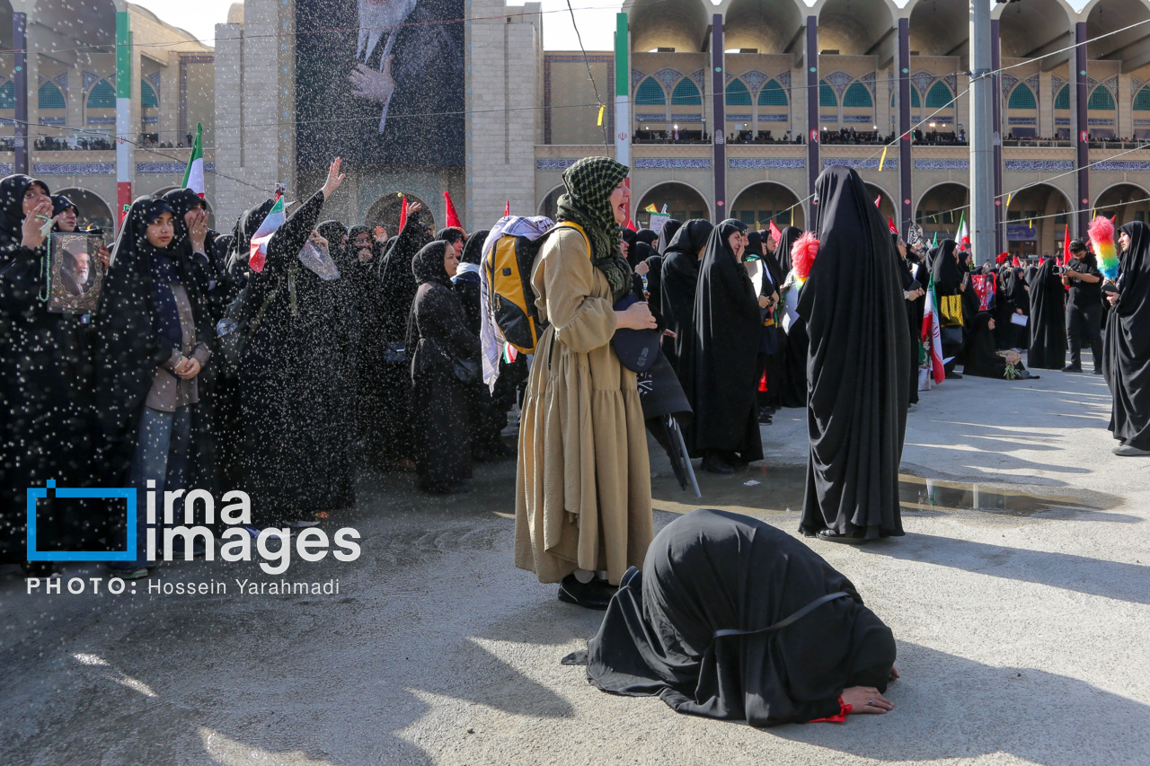 تصاویر: نخستین روز مراسم وداع با رهبر شهید انقلاب