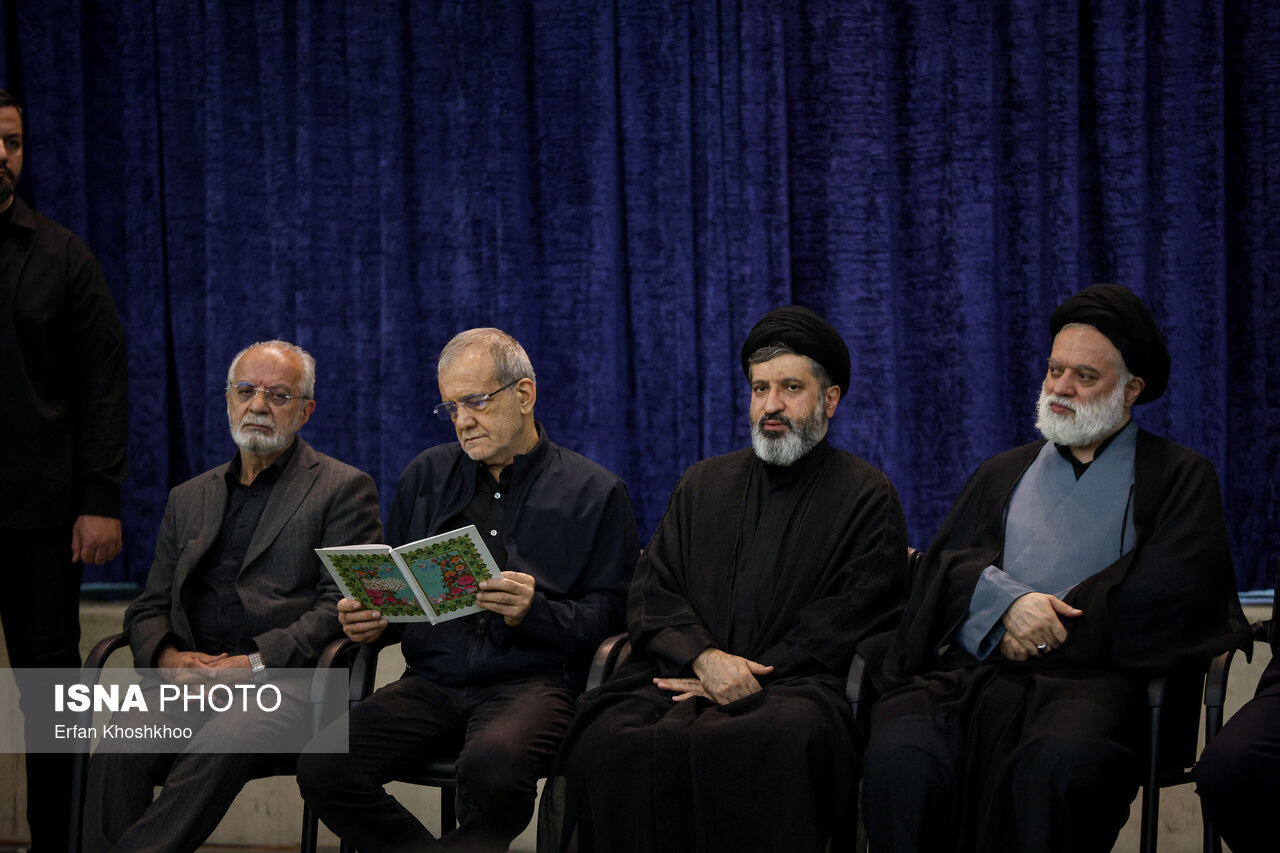 تصاویر: مراسم گرامیداشت رهبر شهید انقلاب در تهران