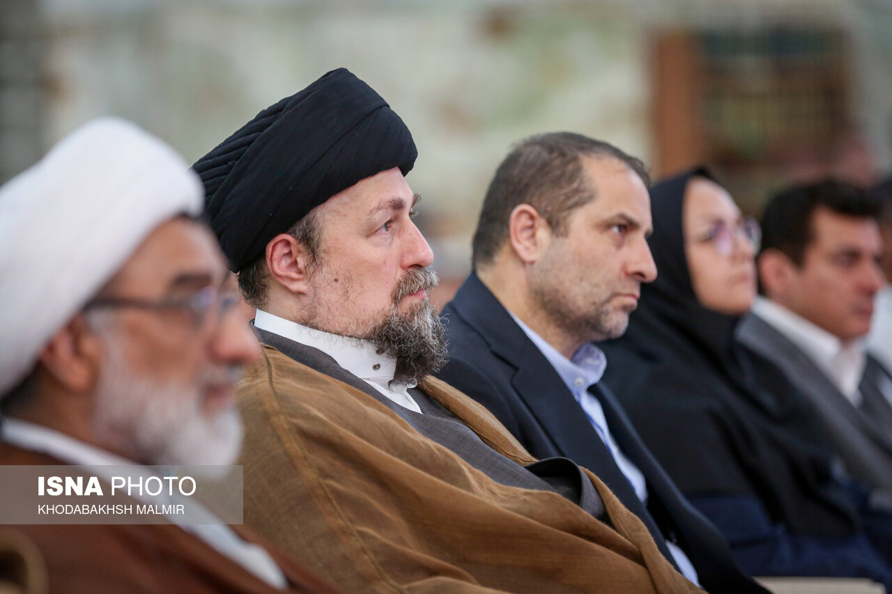 تصاویر: مراسم اختتامیه پنجمین جشنواره ملی «اتفاق» در حرم امام خمینی (ره)
