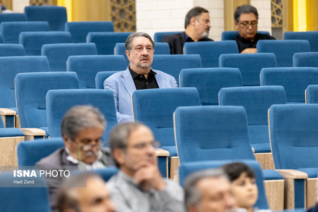 تصاویر: مراسم یادبود ابوالقاسم قاسم‌زاده