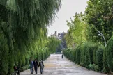 آسمان ابری همراه با وزش باد در تهران
