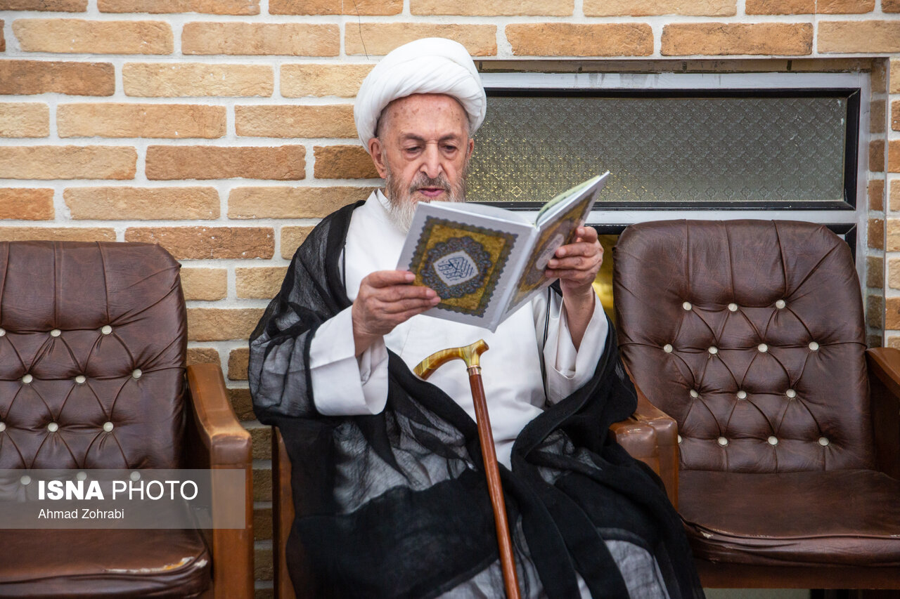 تصاویر: مراسم وداع با پیکر آیت‌الله «شبیری زنجانی»