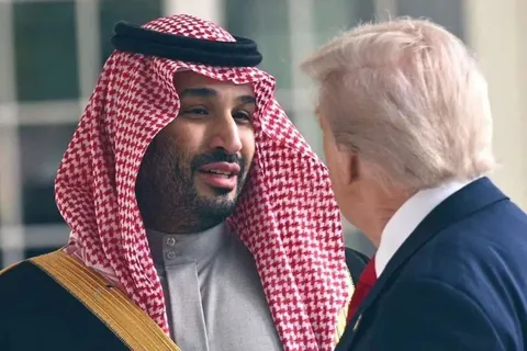 ترامپ تصمیم گرفته فعلاً در حملات عربستان علیه انصارالله یمن مشارکت نکند، زیرا این اقدام می‌تواند جبهه دیگری را در جنگ ایران باز کند/ بیشتر اعضای حلقه نزدیک ترامپ، آشکارا با ورود آمریکا به جنگ با انصارالله مخالف هستند/ ترامپ برای جنگ علیه ایران به همکاری ریاض نیاز دارد؛ مقام‌های سعودی نیز نشان داده‌اند که در صورت نبود همکاری واشنگتن، از اهرم‌های فشار استفاده می‌کنند