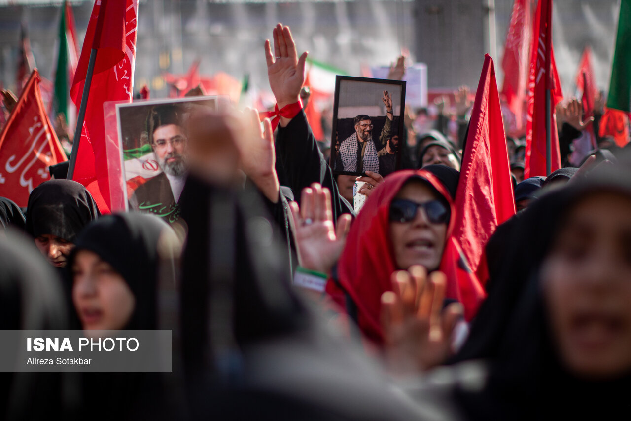 تصاویر: دومین روز مراسم وداع با رهبرشهیدانقلاب
