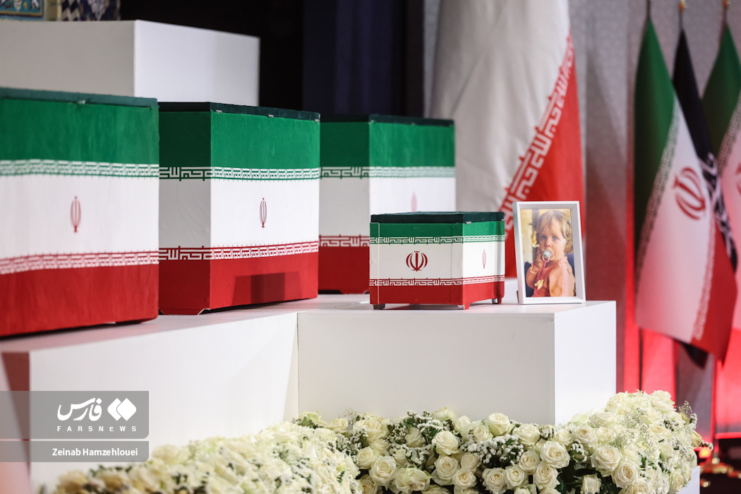 تصاویر: مراسم ادای احترام سران کشورها و مسئولان خارجی به پیکر رهبر شهید انقلاب