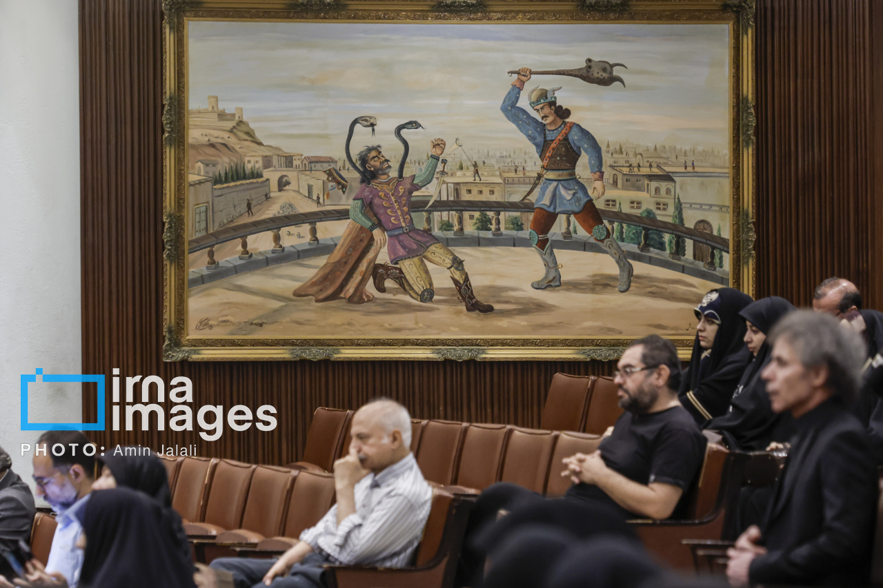 تصاویر: مراسم یادبود شهید «علی لاریجانی»