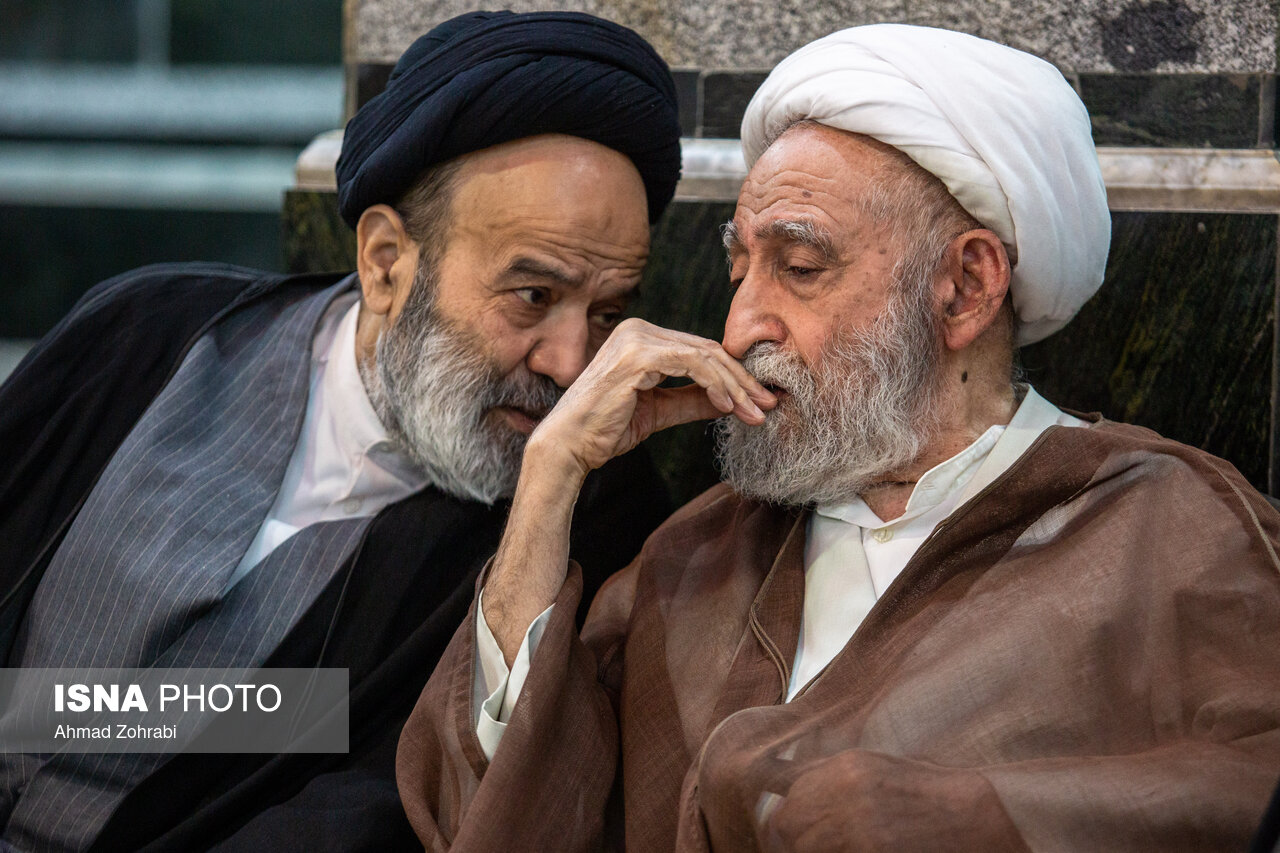 تصاویر: تشییع پیکر آیت الله سید موسی شبیری زنجانی - قم