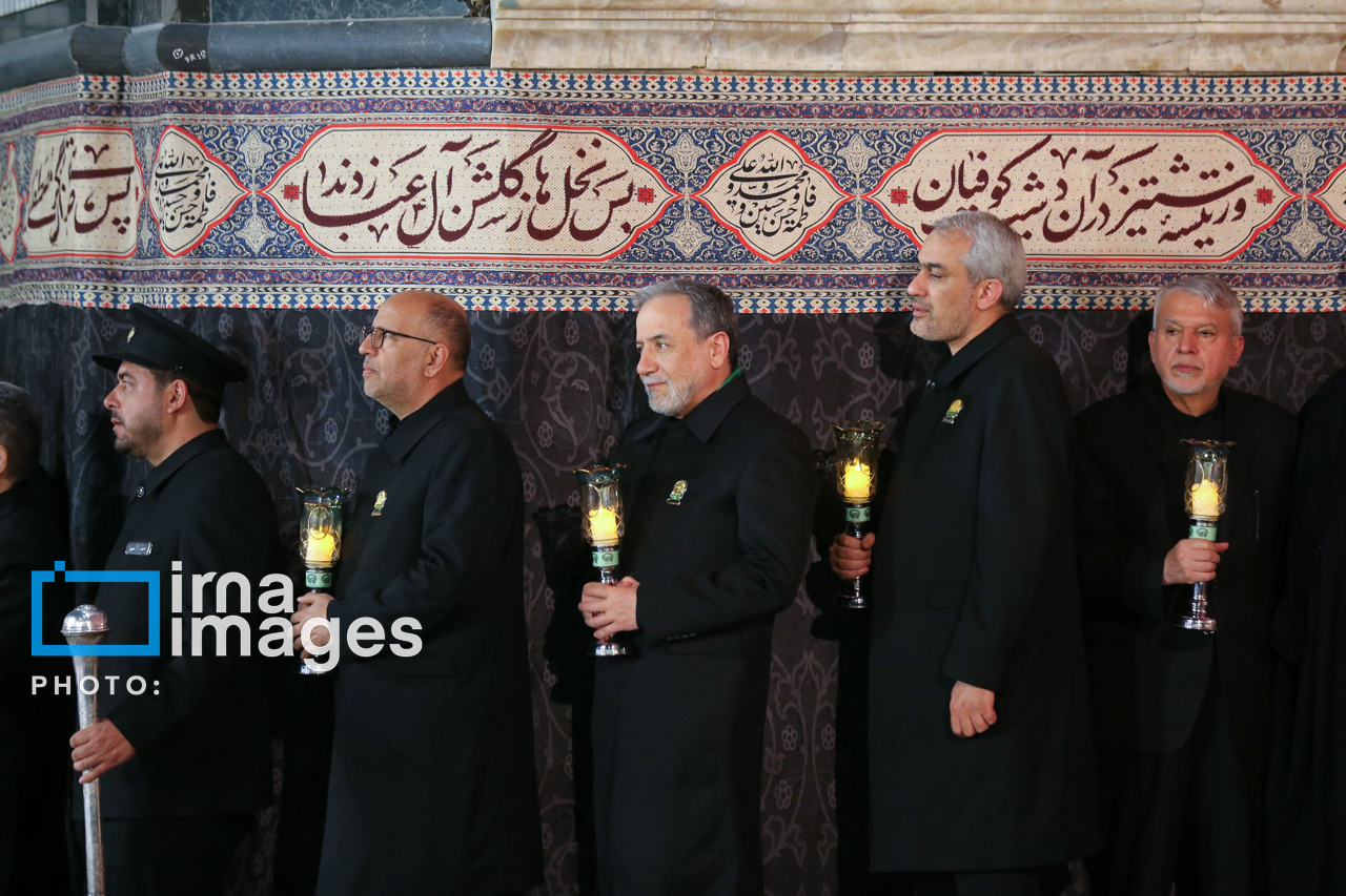 تصاویر: مراسم خطبه‌خوانی شب شهادت امام رضا(ع) در حرم مطهر رضوی