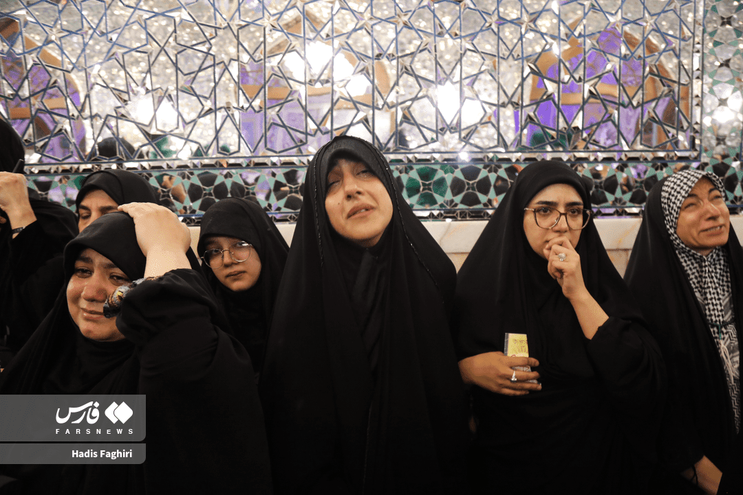 تصاویر: تشرف زائران به رواق دارالذکر برای زیارت مزار رهبر شهید انقلاب