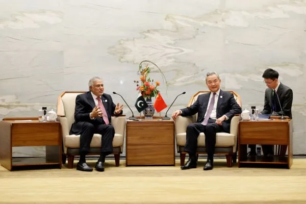 https://cdn.entekhab.ir/media/a6f57b2dZTp3ZWJwfGY6MjE3NjIzNi5qcGd8ZnVpOjIxNjQwMzJ8bDpmYXx2OjE.webp