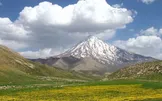 ویدیو / در ۱۲۰ ثانیه به قلۀ دماوند صعود کنید