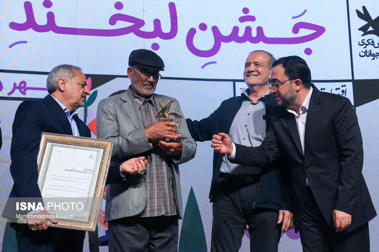 تصاویر: روز ملی کودک با حضور رئیس جمهور