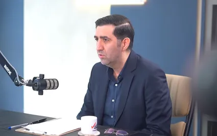 ویدیو / آجرلو عضو کمیته رسانه تیم مذاکره‌کننده: چین به ایران گفته مسائل‌تان را حل کنید و این جنگ بالاخره باید فیصله پیدا کند