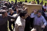 تصاویر : خاکسپاری پیکر عارف لرستانی