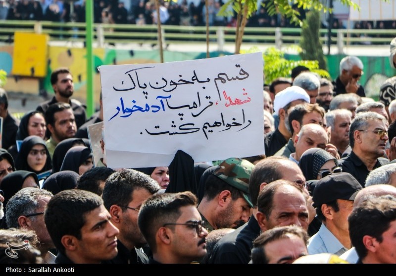 تصاویر: تشییع پیکر سه سرباز شهید پادگان بمپور در رفسنجان