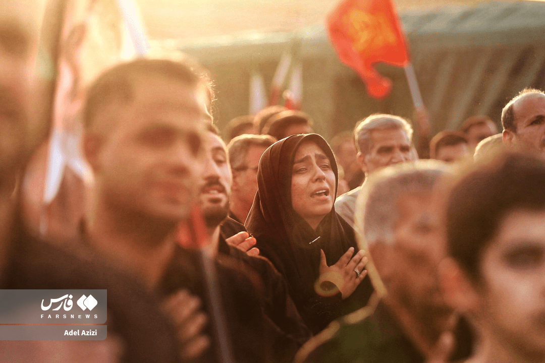 تصاویر: اقامه نماز بر پیکر رهبر شهید انقلاب در مسجد مقدس جمکران