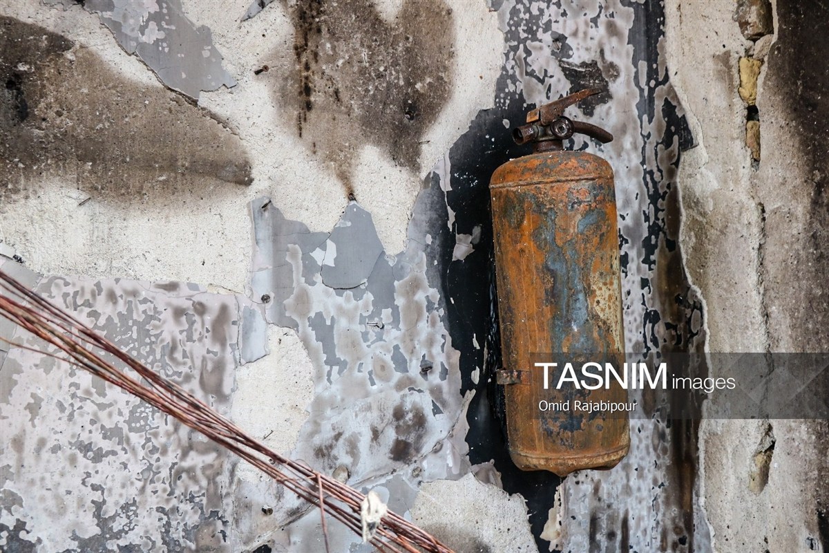 تصاویر: خسارت آتش سوزی مرکز بهداشت شهرستان رودسر - گیلان