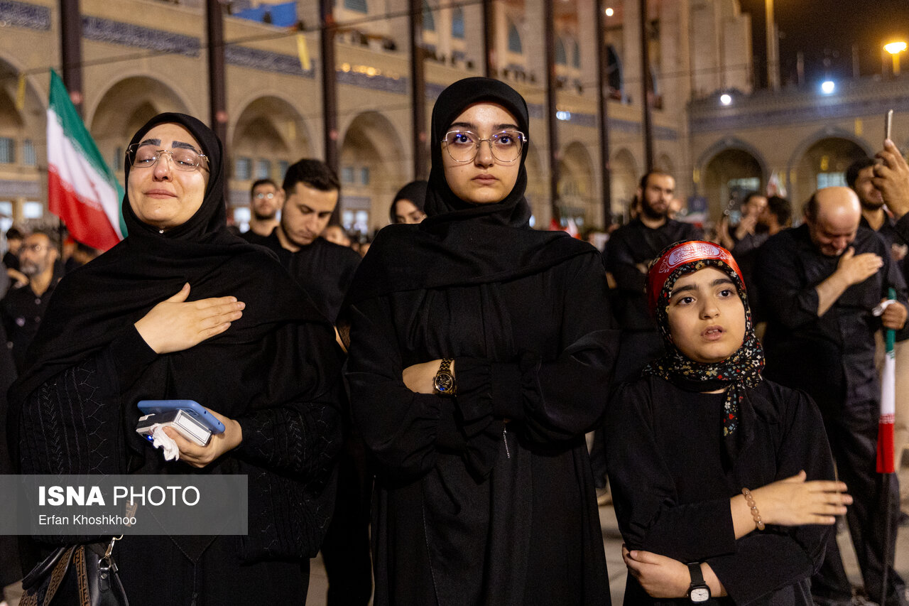 تصاویر: دومین روز مراسم وداع با رهبرشهیدانقلاب