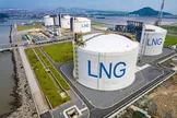 بزرگ‌ترین خریدار LNG جهان: انتظار نداریم LNG قطر به این زودی به بازار بازگردد / فعالان بازار نگران زمستان پیش رو هستند