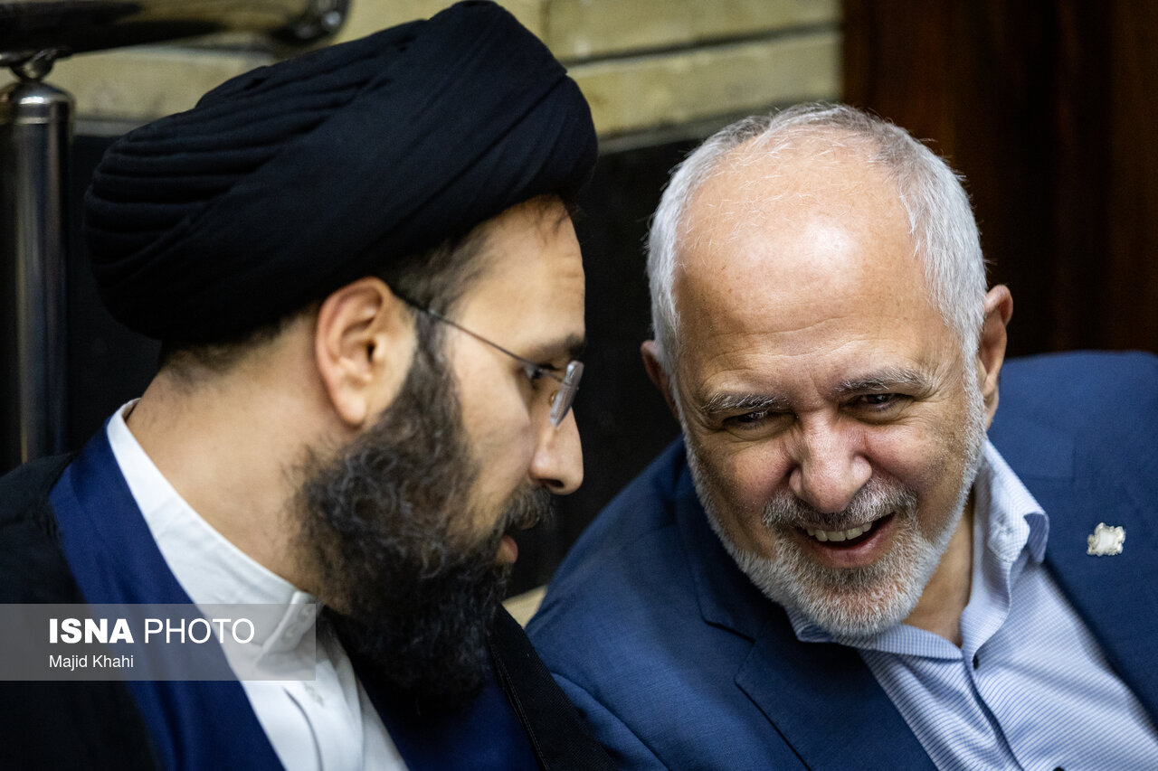 تصاویر: مراسم ختم خواهر عراقچی، وزیر خارجه