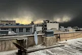 شرکت کنترل کیفیت هوای تهران درباره درباره وضعیت هوای پایتخت پس از حمله به مخازن نفتی: بارش باران در ادامه روز به بهبود وضعیت کمک کرد /  به دلیل اینکه این دوده‌ها در لایه بالایی قرار داشتند، احتمال خطرات ناشی از آلودگی برای مردم بسیار ضعیف بود
