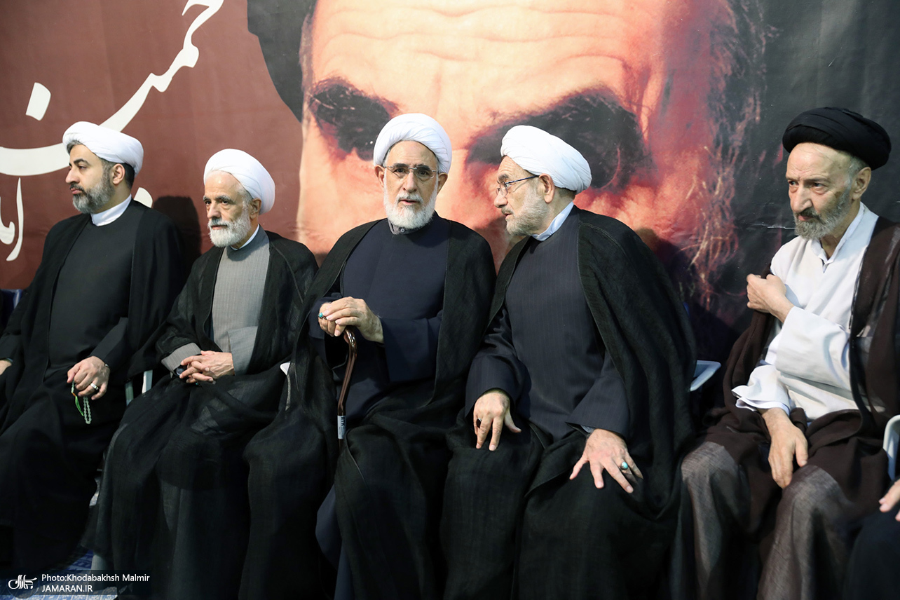 تصاویر: مراسم بزرگداشت مادر همسر سید حسن خمینی و همسر آیت الله موسوی بجنوردی